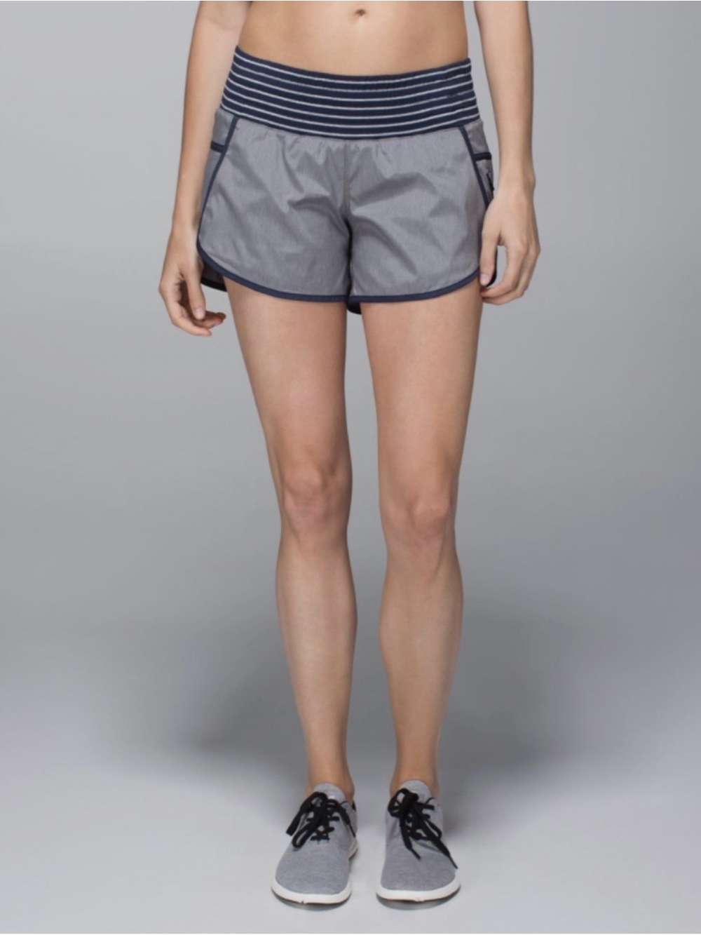 Women’s Lululemon Run Tracker Short II